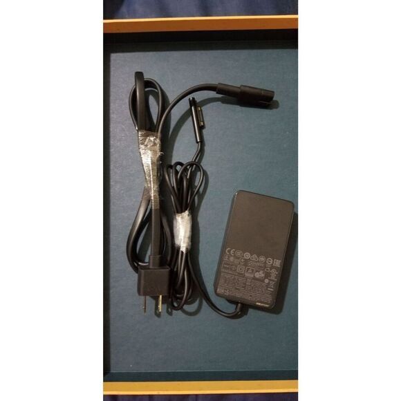 Microsoft Surface 65W Power Supply 1706 - Picture 1 of 7